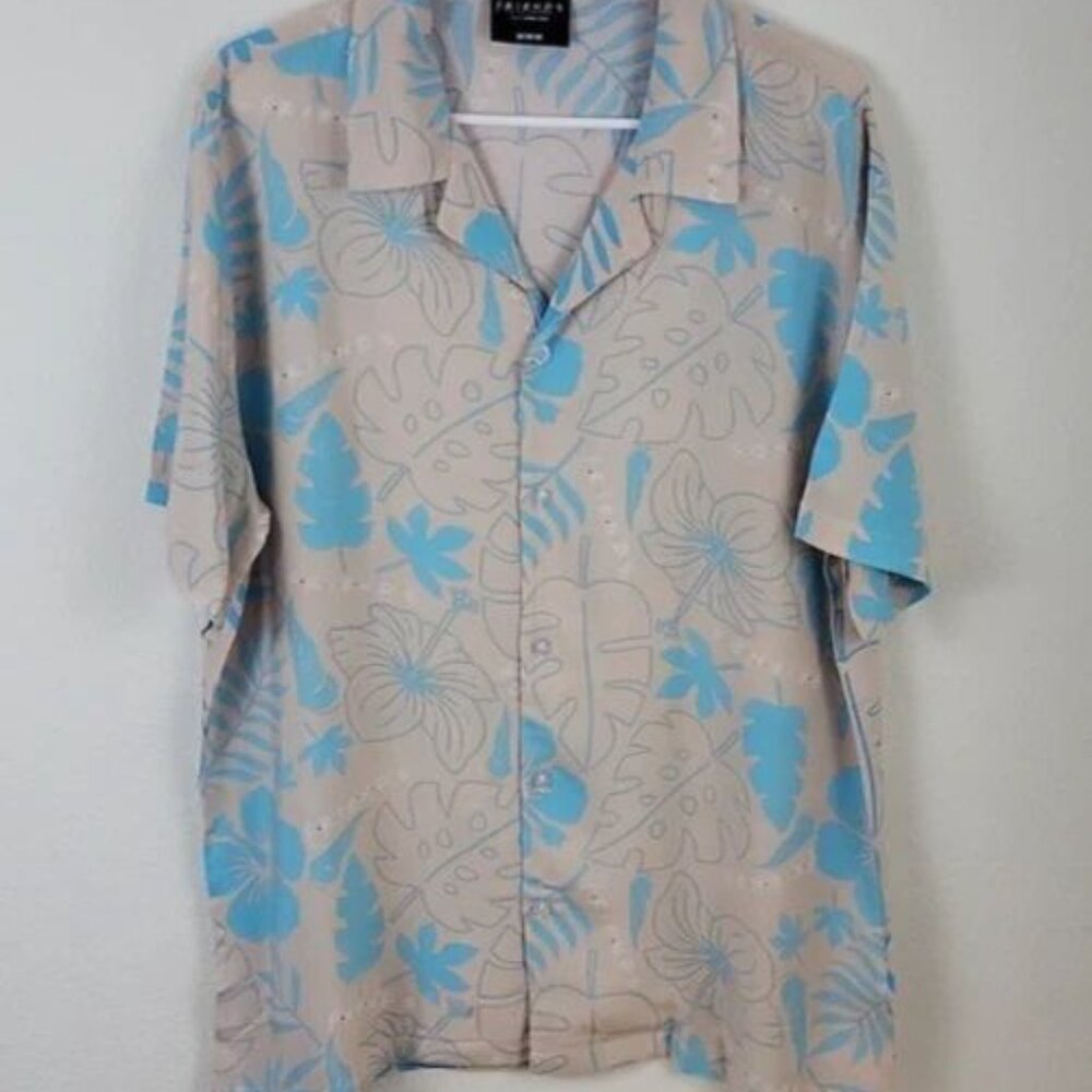 NWT Friends TV Show Hawaiian Medium Button Down Shirt Culturefly